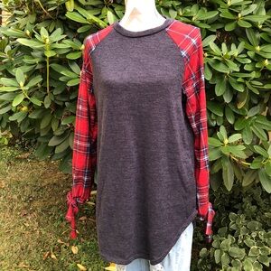 Sweet Lovely by Jen Long Sleeve Top Size:L